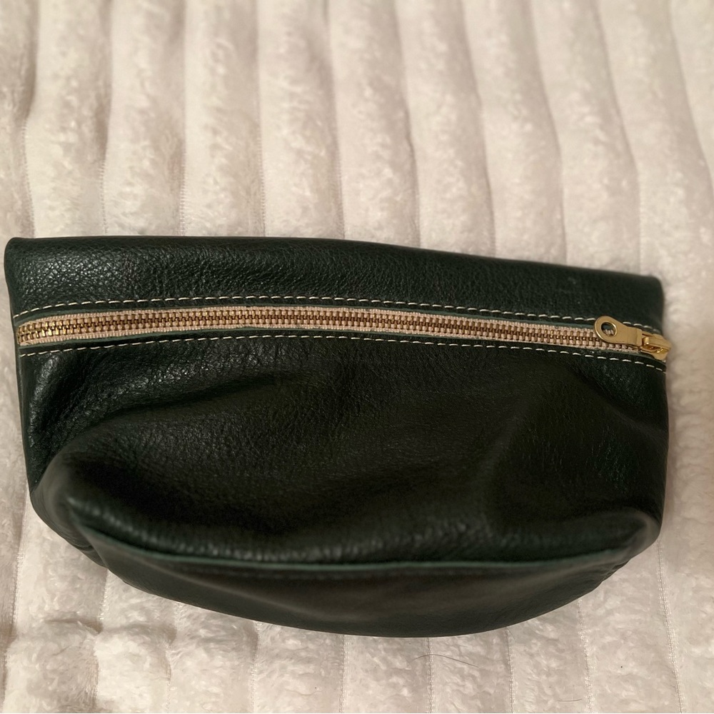 Portland Leather Dark Green Large Classic Makeup Bag